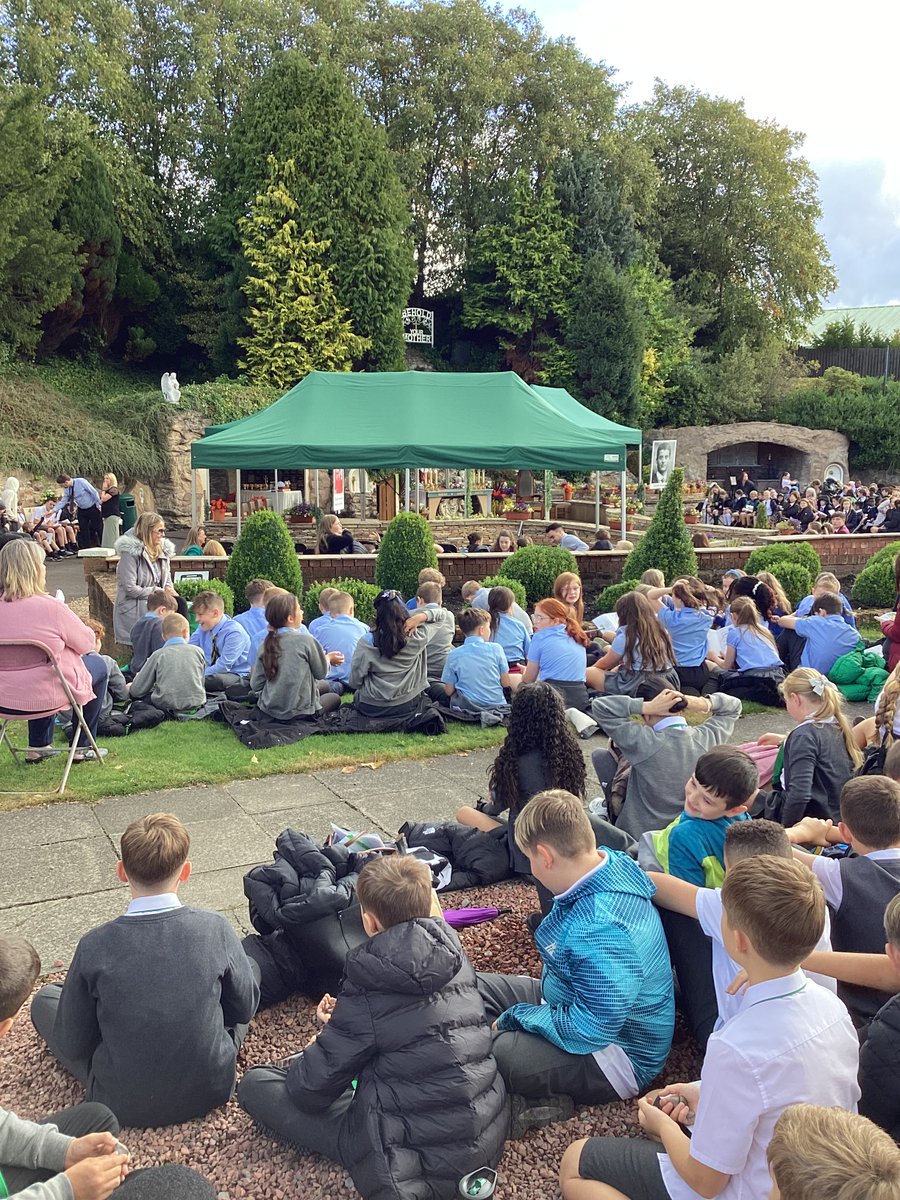 StAugustine_PS's tweet photo. P7 enjoyed the Jubilee Mass today @CarfinGrotto with @rcmotherwell along with P7 pupils across the Diocese. @FrKane #faithvalues https://t.co/5LWddgfJFE