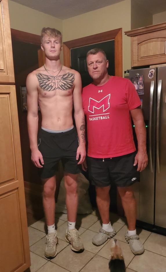 So proud of the work this kid put in this summer. Growing to just a fuzz shy of 6'8" &amp; 15lbs of muscle! Looking forward to watching <a href="/Mitchel522/">Mitchel Edwards</a> flying with <a href="/SIC_MBB/">SIC Men’s Basketball</a> this year!
<a href="/KevinMoses38/">Kevin Moses LLC</a> <a href="/HankampScott/">Scott Hankamp</a> <a href="/ccprospects23/">complete college prospects</a> <a href="/Parks2ProsPod/">Parks 2 Pros Pod</a> <a href="/sargenttee/">Ms. Tee Davis</a> <a href="/XposureRuns/">XposureRuns</a> <a href="/94ftexposure/">94FT. Exposure</a>