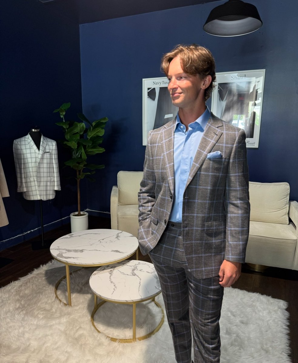 A perfect wedding rehearsal outfit strikes the right balance between polished and relaxed —