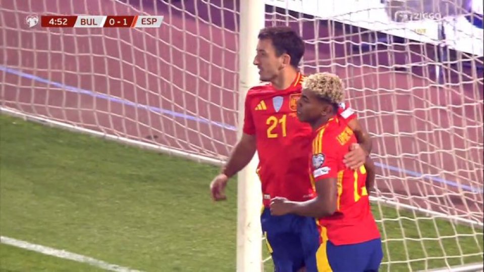 ⚽️🇪🇸 GOLAZO OYARZABAAAL! 

Escandalosa la asistencia de Martín Zubimendi.