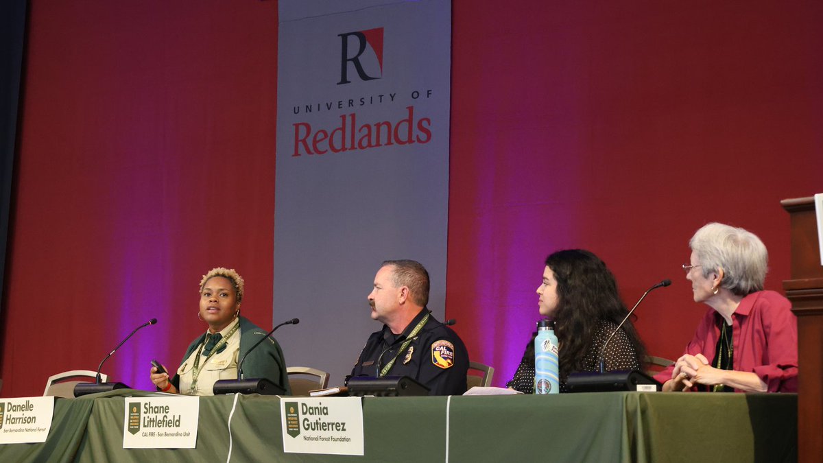 CAwildfireTF's tweet photo. Partnerships work! Panel with @CAL_FIRE @forestservice and @NationalForests is highlighting how state, federal & nonprofit collaboration boosted the Inland Empire's wildfire preparedness. #WildfireTaskForce