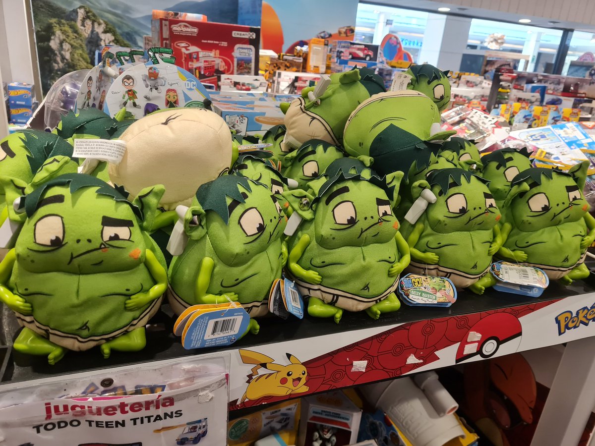 d_rex2003's tweet photo. Pasaron unos 10 días, y aquí siguen, hable con un empleado, y me dijo que están a 50% de descuento, y nadie las quiere

Osea que en realidad nadie las compro, y me dijo que el robin que mueve el poto tampoco nadie lo quiere https://t.co/v7V3oLHiuL
