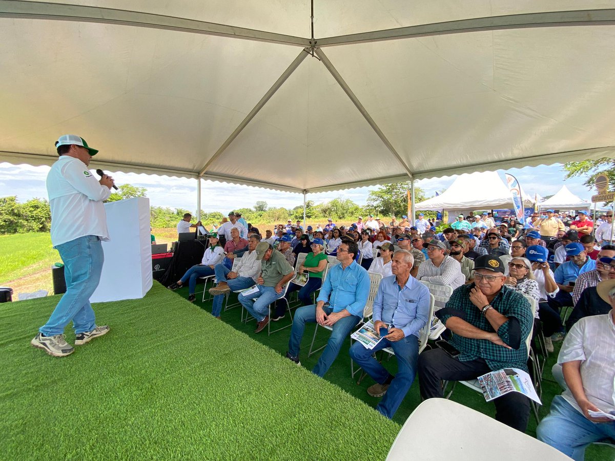 #LoUltimo I Expo Polo Agropecuario fortalece el tejido productivo con un espacio de conocimiento y tecnología
minutaagropecuaria.com/nacionales/i-e…