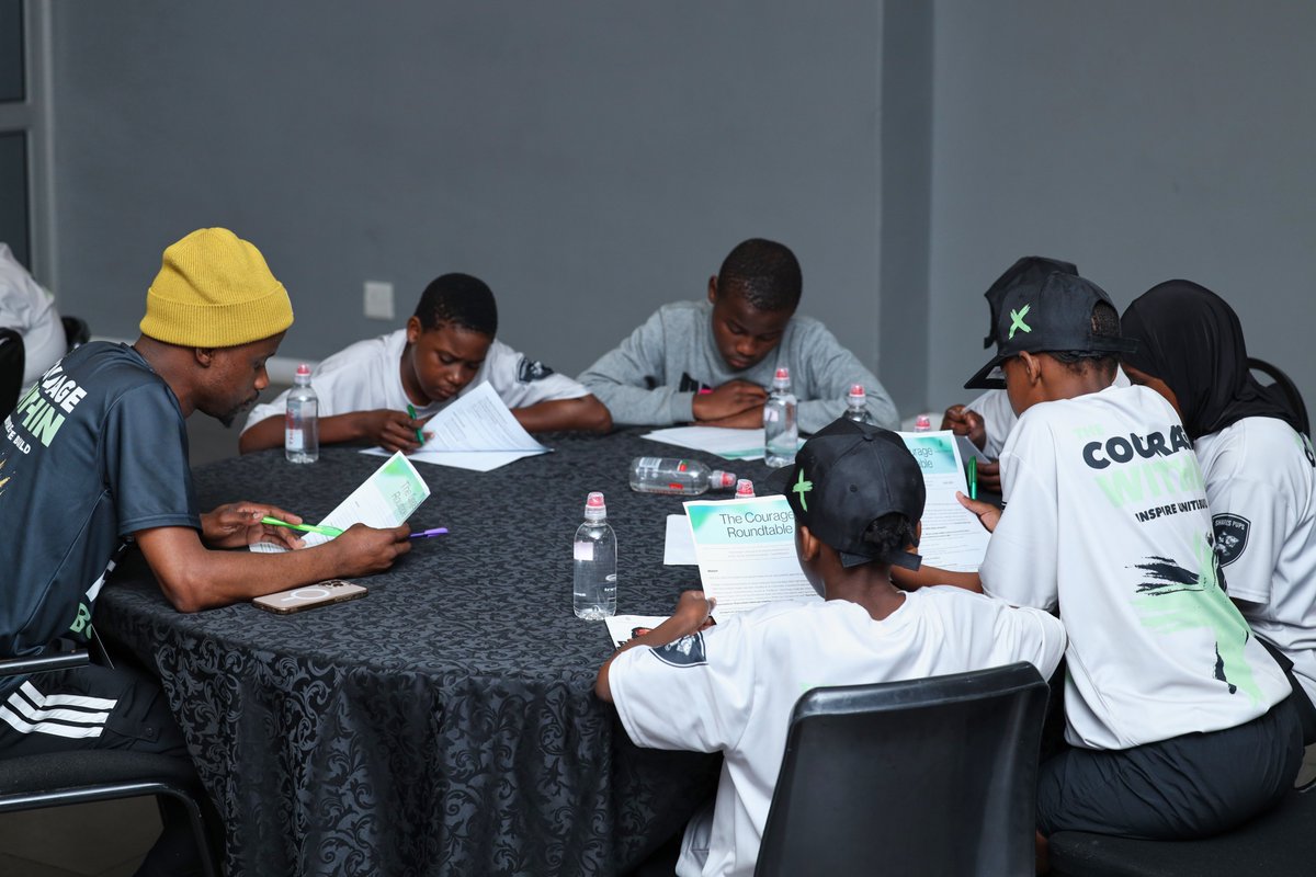 Our young athletes got to fuel their inner machines with <a href="/ThirstiW/">THIRSTI WATER</a> ! Thank you for keeping them fuelled on the field and during Life Skills sessions, giving them the energy and focus to reach for #TheCourageWithin.
#RugbyBootcamp2025 #InspireUniteBuild #TheBeastFoundation