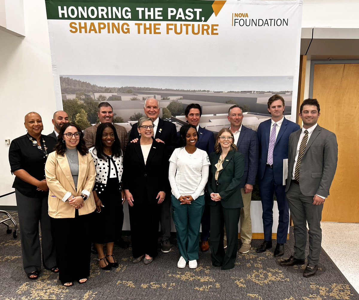 BPC_Bipartisan's tweet photo. #BPCACE kicked off at @novacommcollege’s Medical Education Campus where cutting-edge technologies are transforming how students train for health care careers.
We heard firsthand from students about how these programs are helping future providers gain real-world experience. https://t.co/ETfAuzfUlW