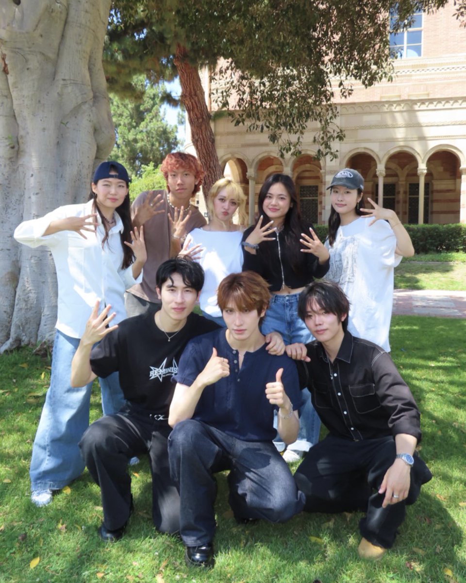 REWINDMEMBERS's tweet photo. RE:MINISCING LA Summer
Pre-Order ‘RE:MINISCE’ The Physical Album & Listen On All Streaming Platforms🎶
#REWIND #리와인드 #REWIND_DEBUT_EP #RE_MINISCE https://t.co/s8pVteymwd