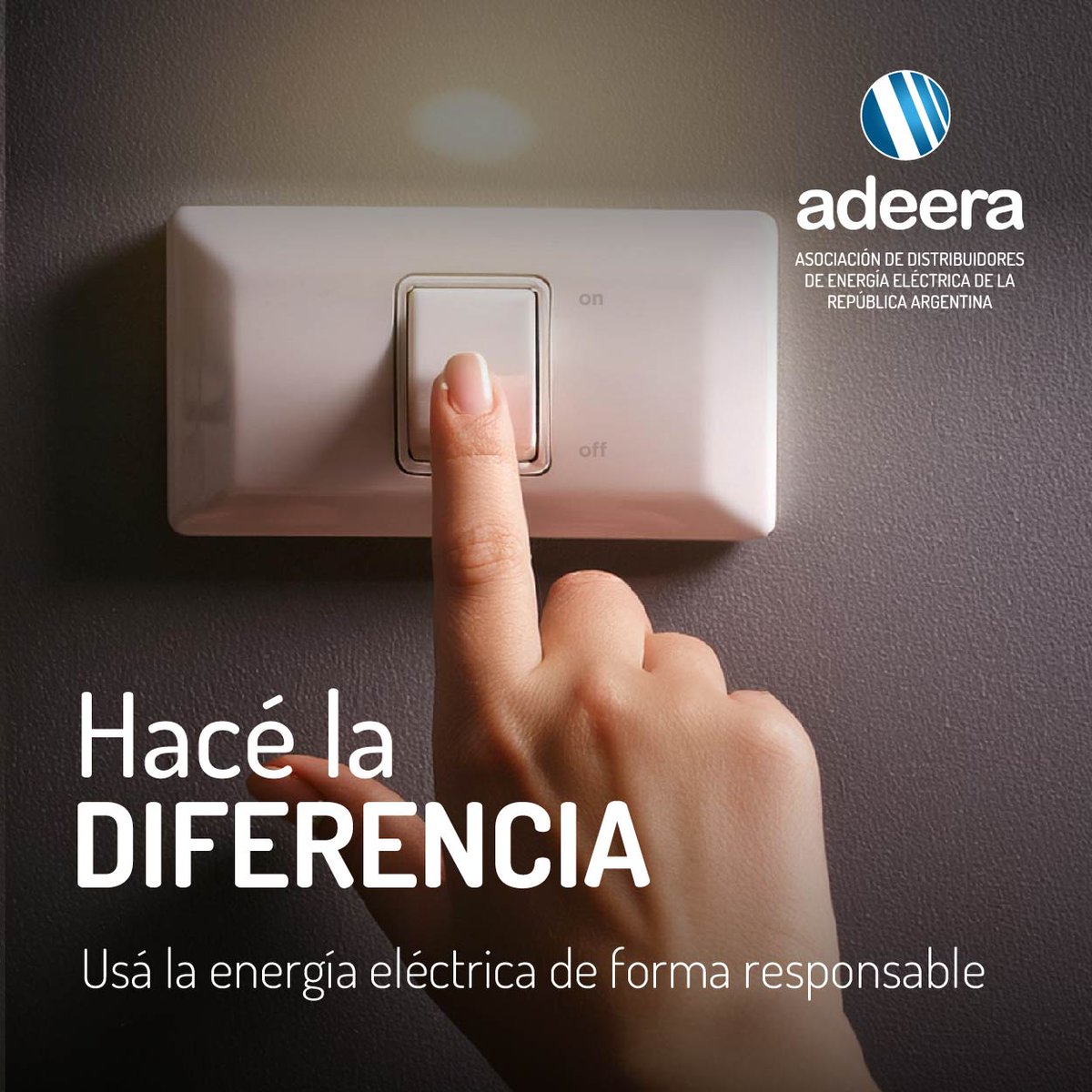 ¿Sabías que más de 60 mil personas trabajan todos los días para que la electricidad llegue a cada rincón del país? 

Adoptá hábitos eficientes. Cuidar la energía es responsabilidad de todos ⚡