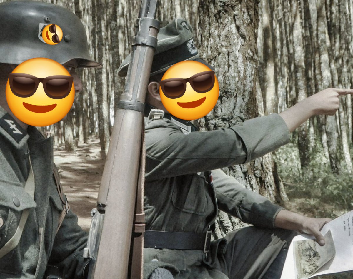 wewake1924's tweet image. Still in Uniforms........

#ARRIALEXA #CANON #UNIFORM #RECORDING #Gruppe