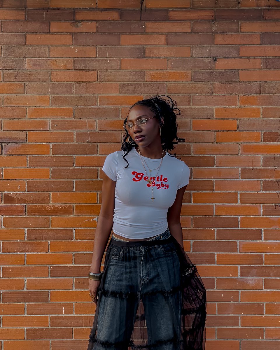 Cosplaying as a gentle baby today 🧚🏿🌟