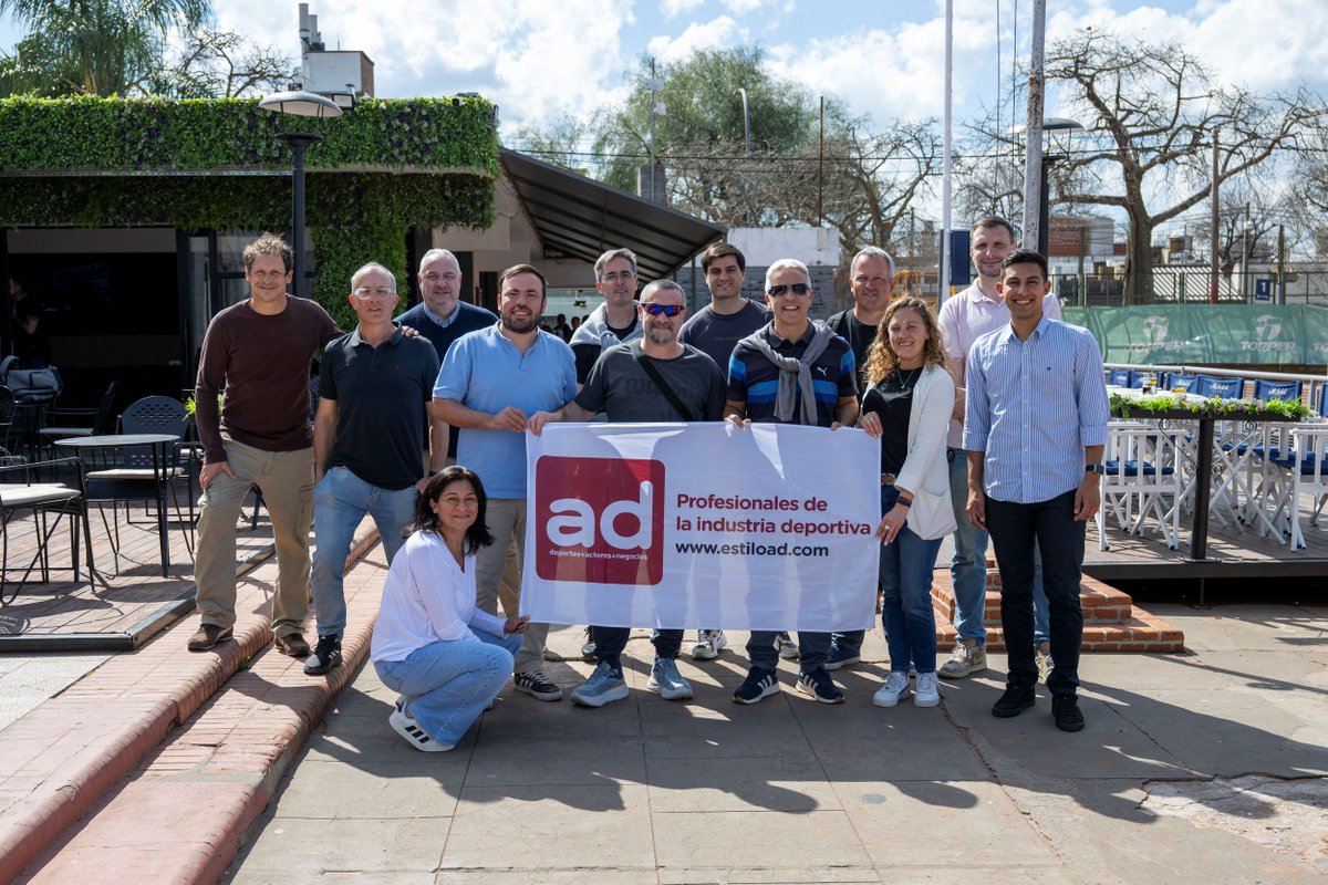 gestionydeporte's tweet image. 📚🤝GESTION y DEPORTE | Capítulo ROSARIO 👉gestionydeporte.com/capitulo-rosar… Organizada junto al Club Atlético Provincial 🙌GRACIAS! #JimenaPereyra #GermanBernhardt @estiload #MembresiaProfesionalAD🎯#gestiondeportiva #Visibilidad #Capacitacion #Relacionamiento #Oportunidades #Desde2007