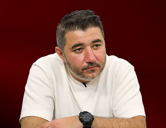 Stadyum 55 bin kişilik, 10 bini Türk olsa maç bileti de 5 bin € etti mi 75 milyon €. 10 bin kişi geceliği bin € dan otelde kalsa eder 25 milyon €. Topla ikisini etti 368 milyon €. Maç Gürcü'de olduğu için bu para yurtdışında kaldı, büyük skandal.

#millitakım #BizimÇocuklar