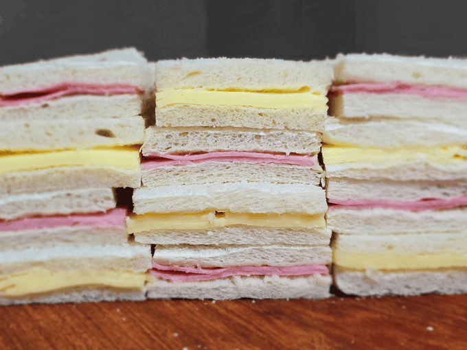 COMO PARTICIPAR

-Me gusta/RT
-Comentar con quién compartirías este banquete (no hace falta arrobar)
-Seguir a Saritta Catering en Insta
instagram.com/saritta_cateri…
