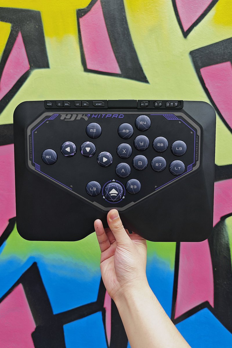 HJKGamingADY's tweet photo. Well ,I finally got it —HJK Hitpad ,from @HJKStudio_JP ,I heard that they are about to be on sale. Maybe you should pay attention to them👀 #FGC #arcade #hitbox #leverless #fightbox #StreetFighter6 #fightingstick https://t.co/I84jOt8JZd