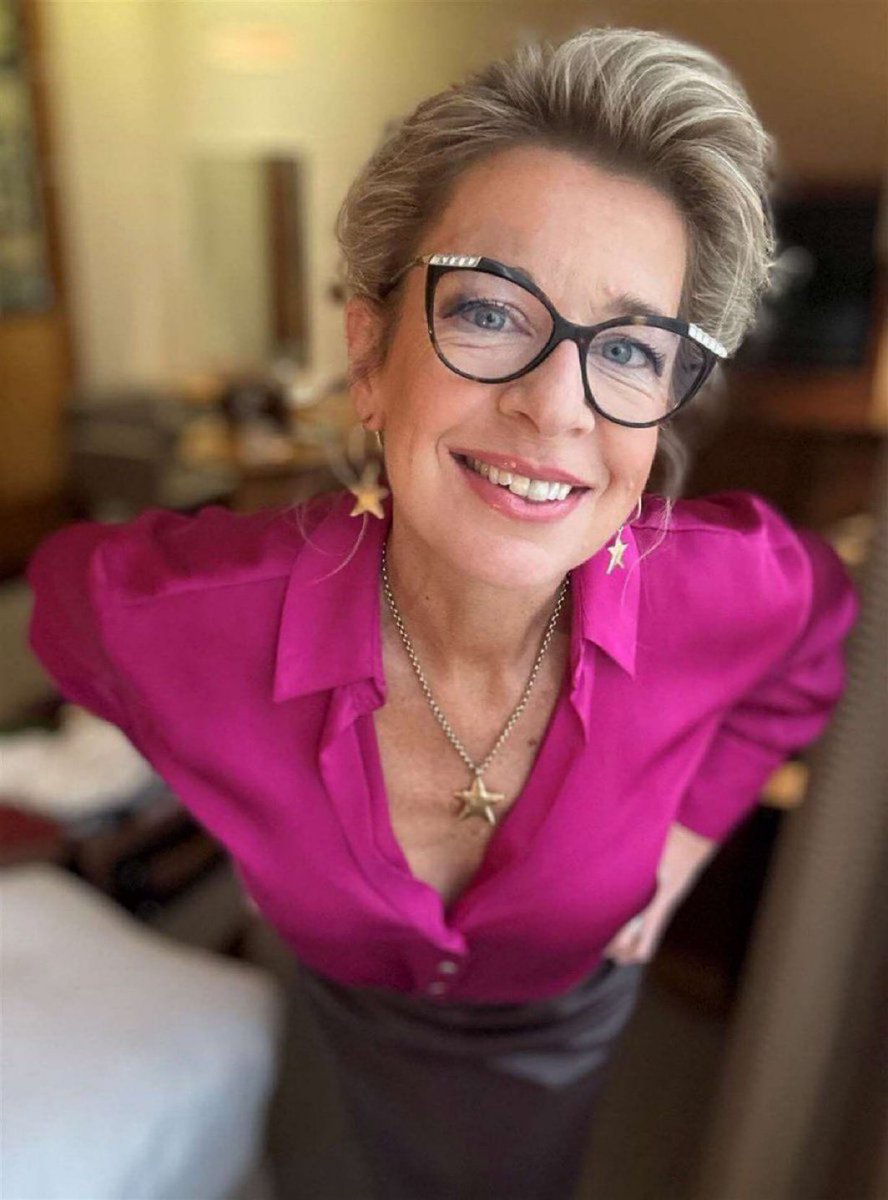 Do you think Katie Hopkins is a national treasure 

Yes or No? <a href="/KTHopkins/">Katie Hopkins</a>