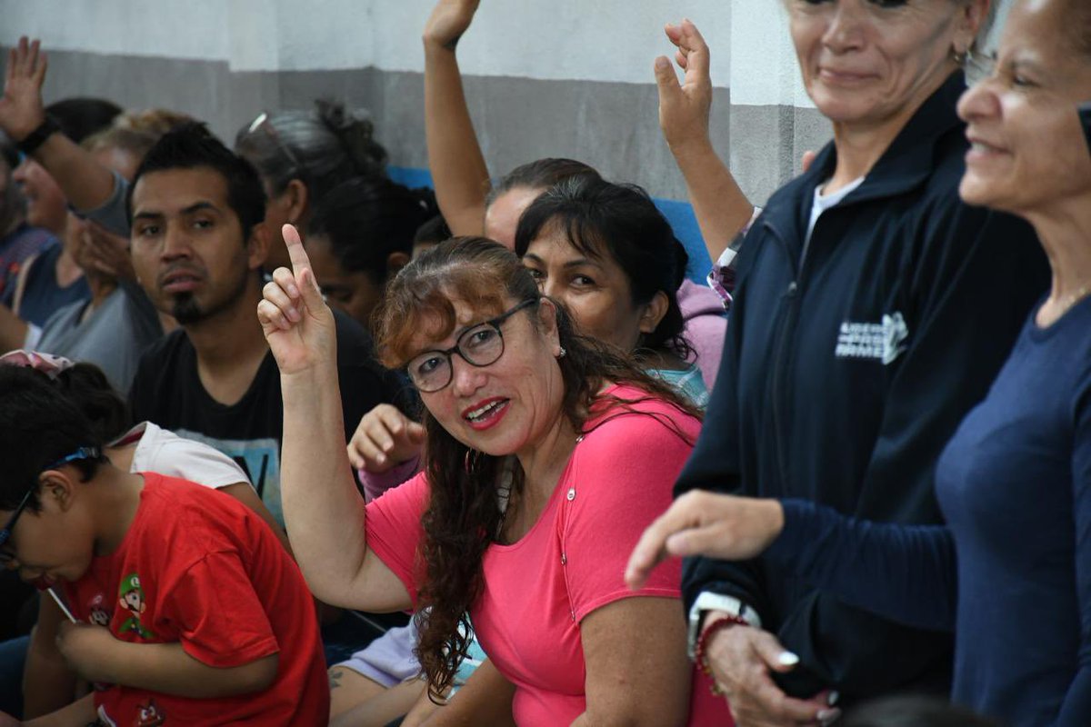 ✨ Cerramos con entusiasmo #JuntosConPasoFirme en la colonia Los Presidentes.

Gracias a las y los vecinos por su participación y confianza. 🫂💙
Seguiremos trabajando, paso a paso, para construir un mejor Irapuato. 🌟