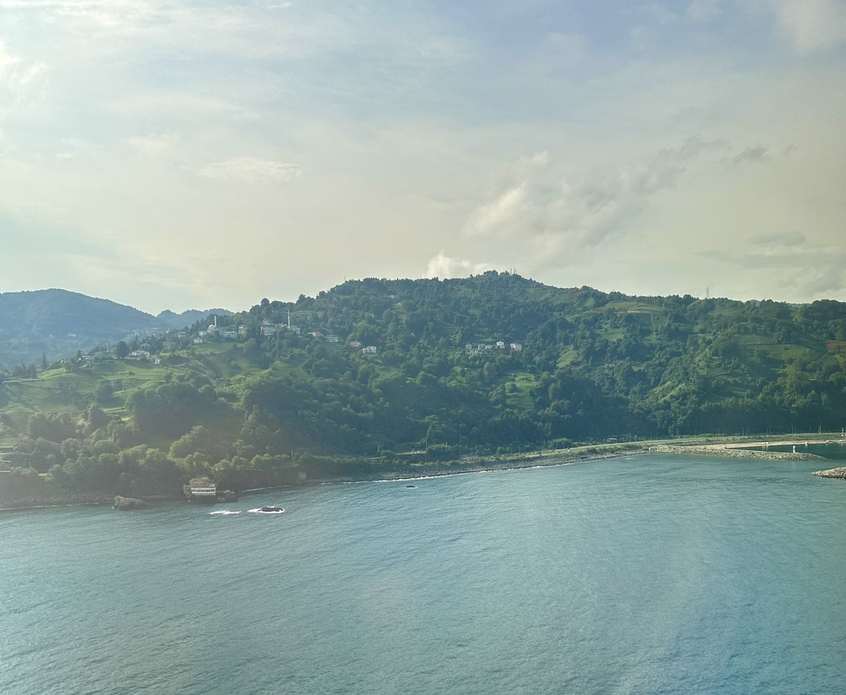 Bugün Artvin ve Ardahan’da Sayın Bakanımız ile programlar yaptık. 

Bu bölgede turizmin gelişmesi bölge halkı için çok önemli. 
Doğa, kış,inanç ve kültür turizmi konusunda yakın zamanda önemli ilerlemeler olacak.
#Artvin #turizm #kültür