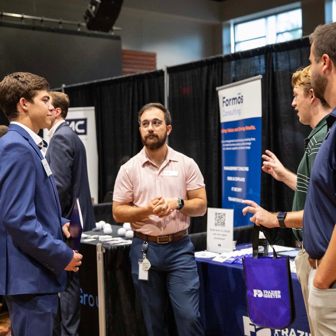 Last week’s Meet the Firm event was an incredible success with 104 of our talented Lipscomb students participating! 👔💼
Students networked with top employers, showcased their skills, and took those crucial first steps toward their professional journeys.