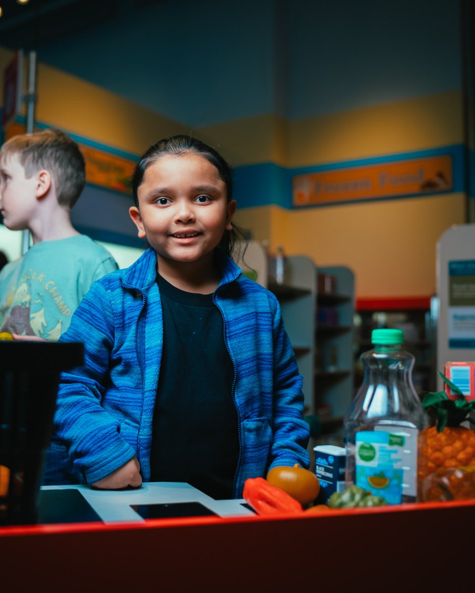 Join the DISCOVERY family! ❤️ 

Membership means more than free visits—it’s being part of something bigger: discoverykidslv.org/visit/membersh…