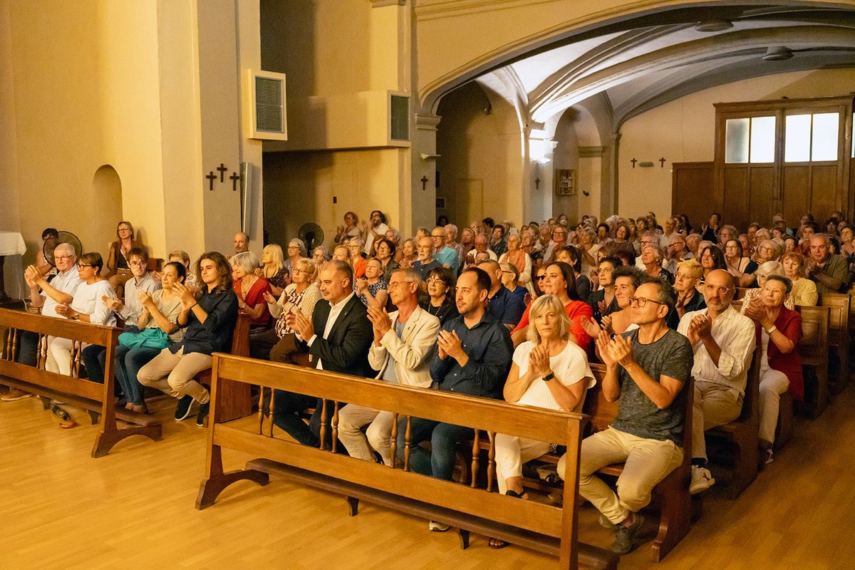 Al Convent de St. Francesc hem fet l’acte institucional dels Fets del 3, 4 i 5 de setembre a #Terrassa amb la lectura del Manifest commemoratiu a càrrec del vicepresi dla Coordinadora de Grups de Cultura Popular i Tradicional Catalana i el concert de Laia Camps i Joan Mtnez Colàs
