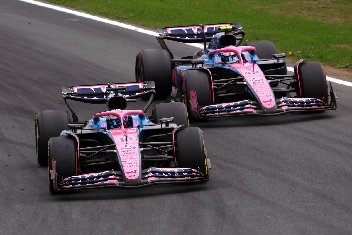 Me gusta que hay un poco más de rivalidad entre Pierre y Franco. No es Disneylandia, no hay amigos en la F1. Una rivalidad saca lo mejor de ambos pilotos y por tanto mejores resultados para el equipo.

Siempre y cuando no haya accidentes en la pista, claro, de lo contrario es