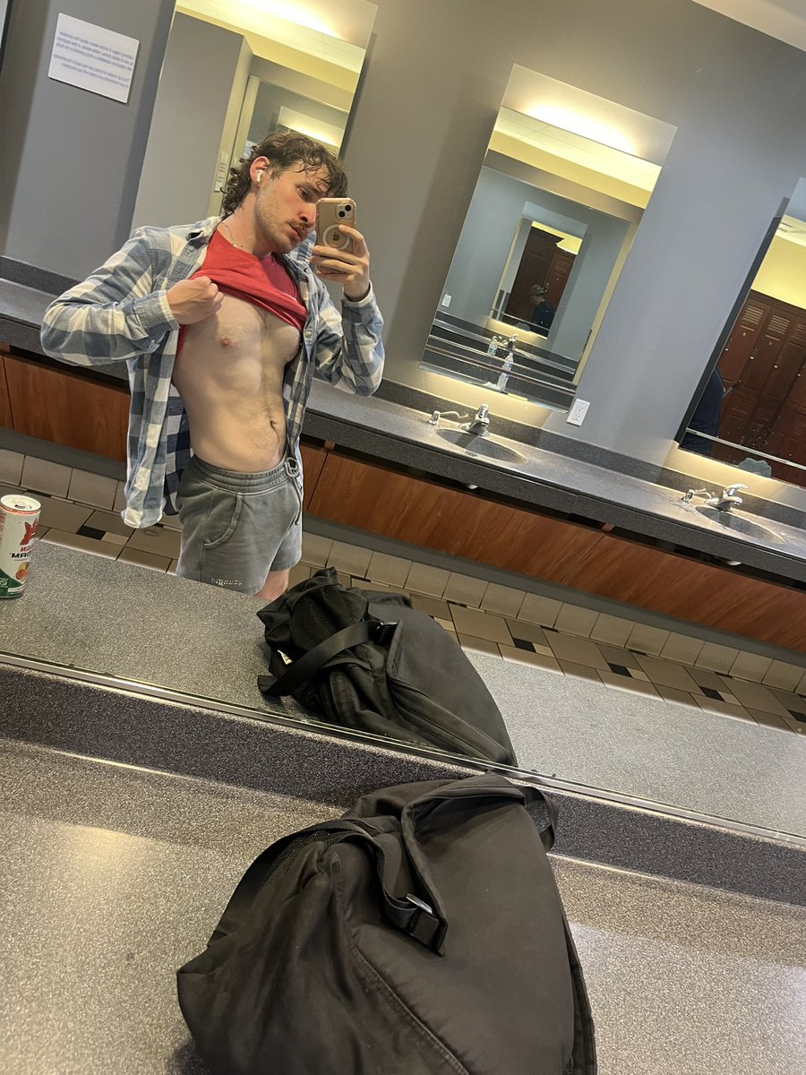 eef♡ • .• °. • tweet media