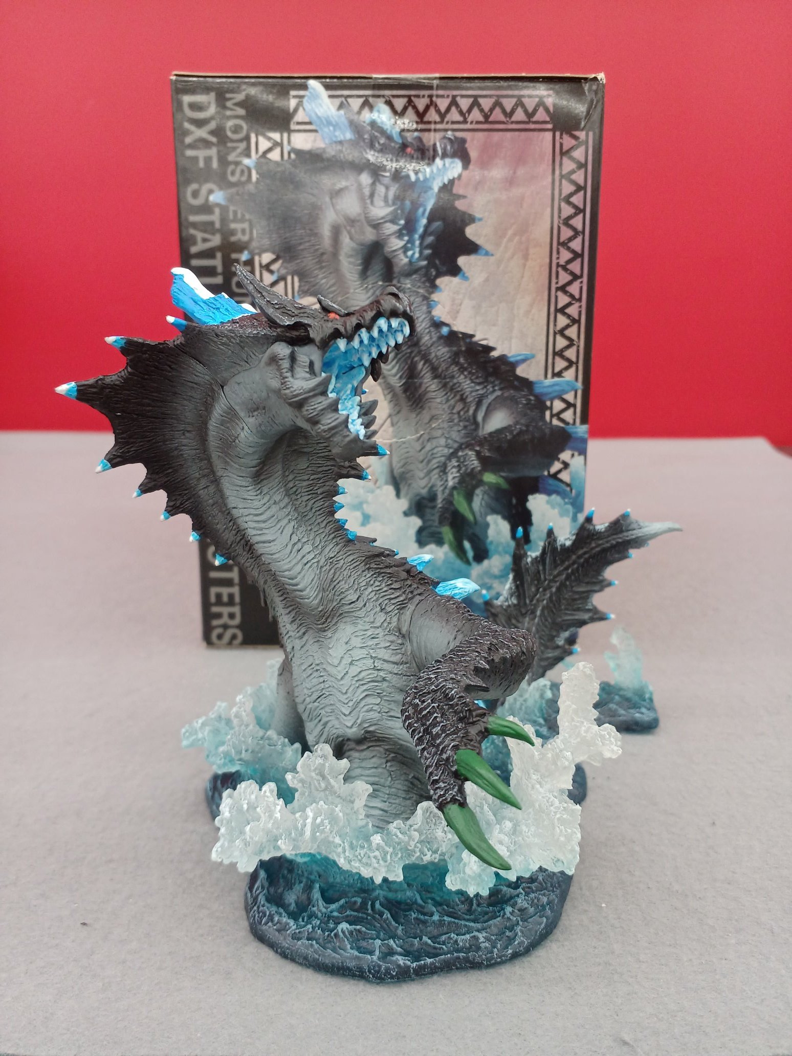 ラギアクルス 希少種 フィギュア ラギアクルス 希少種 フィギュア