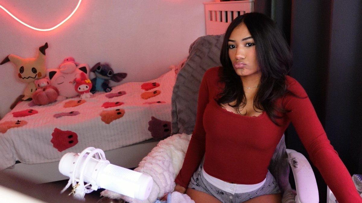 live join twitch.tv/nellssz