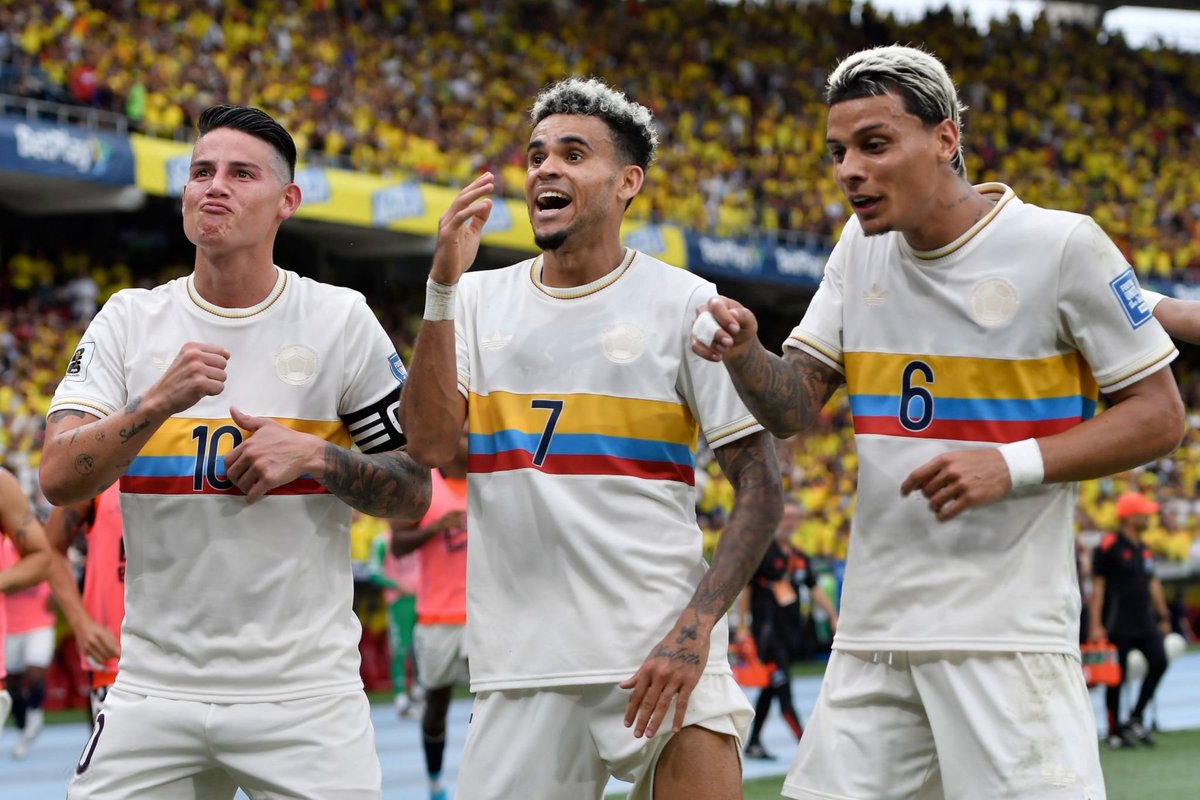 🚨 OFFICIEL ! LA COLOMBIE EST QUALIFIÉE À LA COUPE DU MONDE 2026 !!! 🇨🇴✅🏆

Après la non-qualification en 2022, les Colombiens valident cette fois leur ticket pour le prochain Mondial !