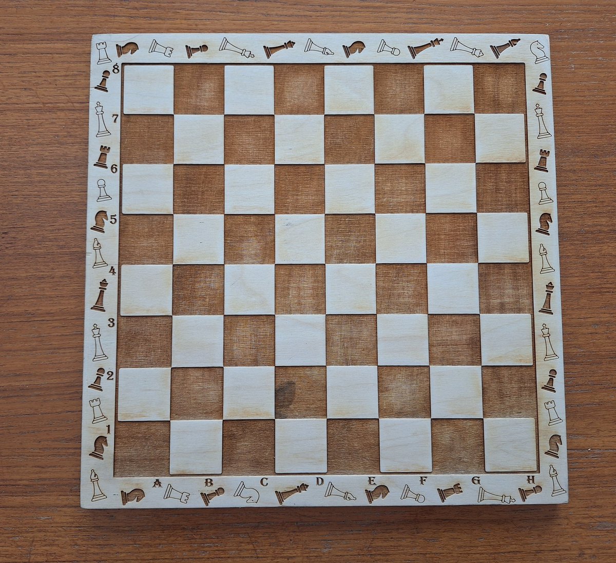 ac_des1gns's tweet image. Custom engraved wooden chess board! #cncidea #projectidea #cncproject #chess