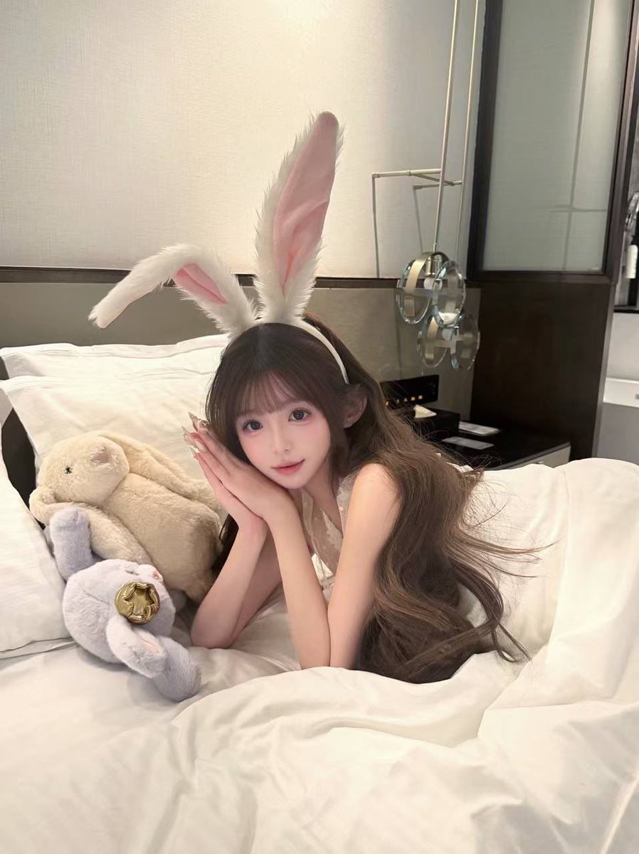 hzinRose's tweet photo. 杭州高质量女仆桌游馆，店里女仆颜值一流，服务顶级，玩法多多，总有您喜欢的一款。 私密空间亲密接触，小姐姐热情开放，🉑️换制服丝袜(可撕，原味丝袜可带走)，🉑️💋，🉑️摸 🐻，🉑️探寻小姐姐不为人知的风情 🌍：roseb1904。 TG：https://t.co/ARrtonroIe https://t.co/MOaz9P9zP3