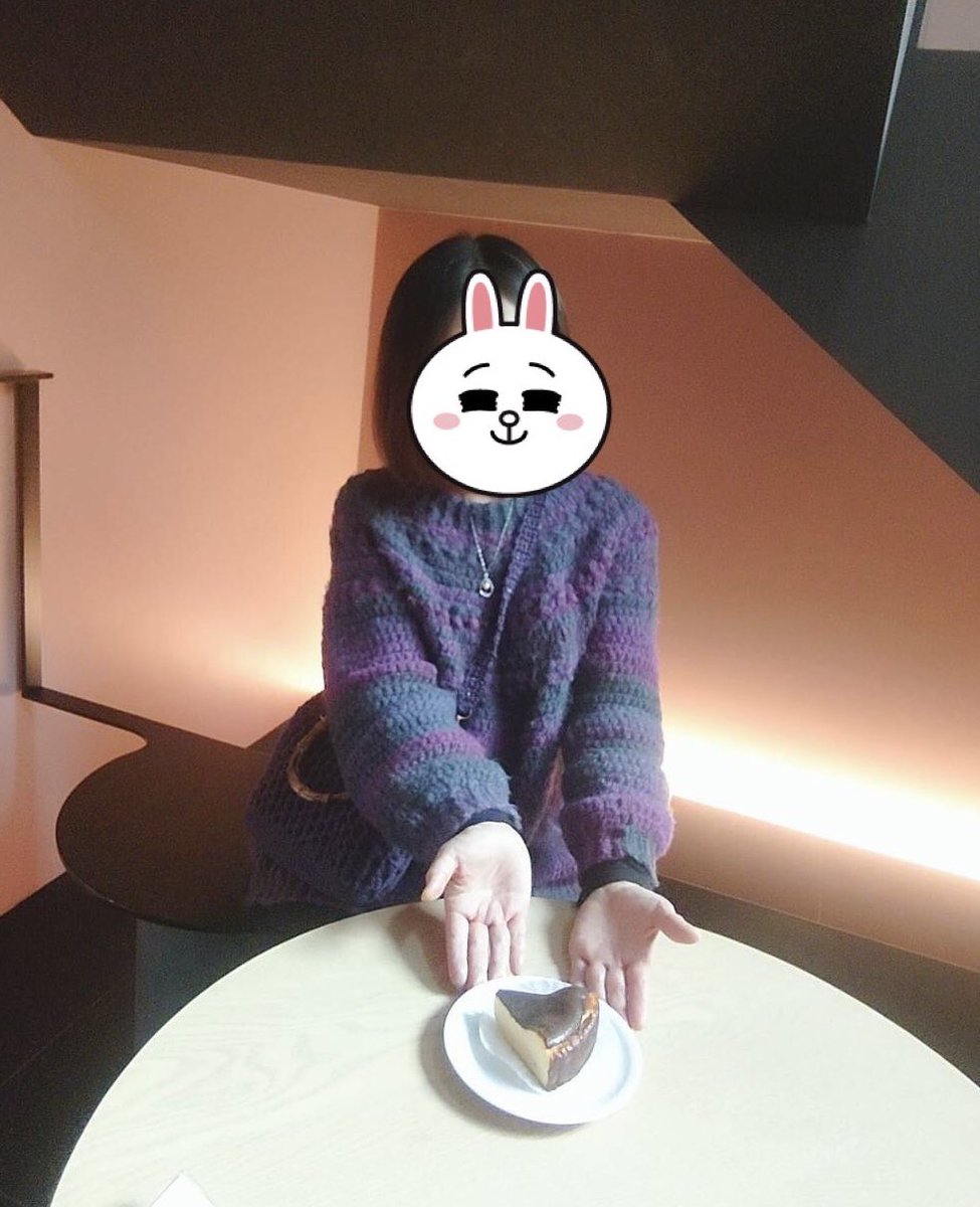 23歳までは予約殺到、25歳は値下げ、26歳からは半額コーナー直行…  
「クリスマスケーキ理論」に怯えつつ、恋愛ハイモードで突っ走った私。  

#泣き笑いアラカン人生劇場 第2話  
今夜20時ごろ更新予定✨