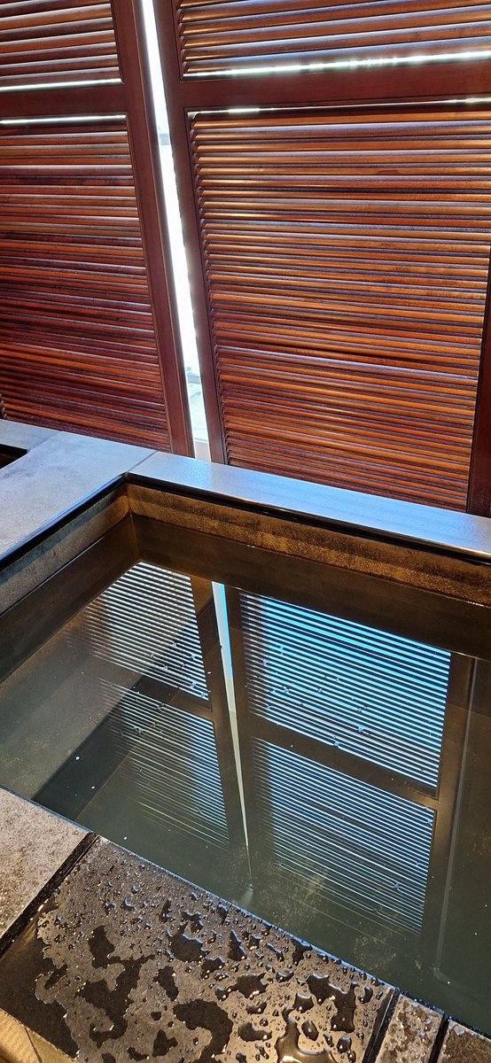 出差隨影，晨泡