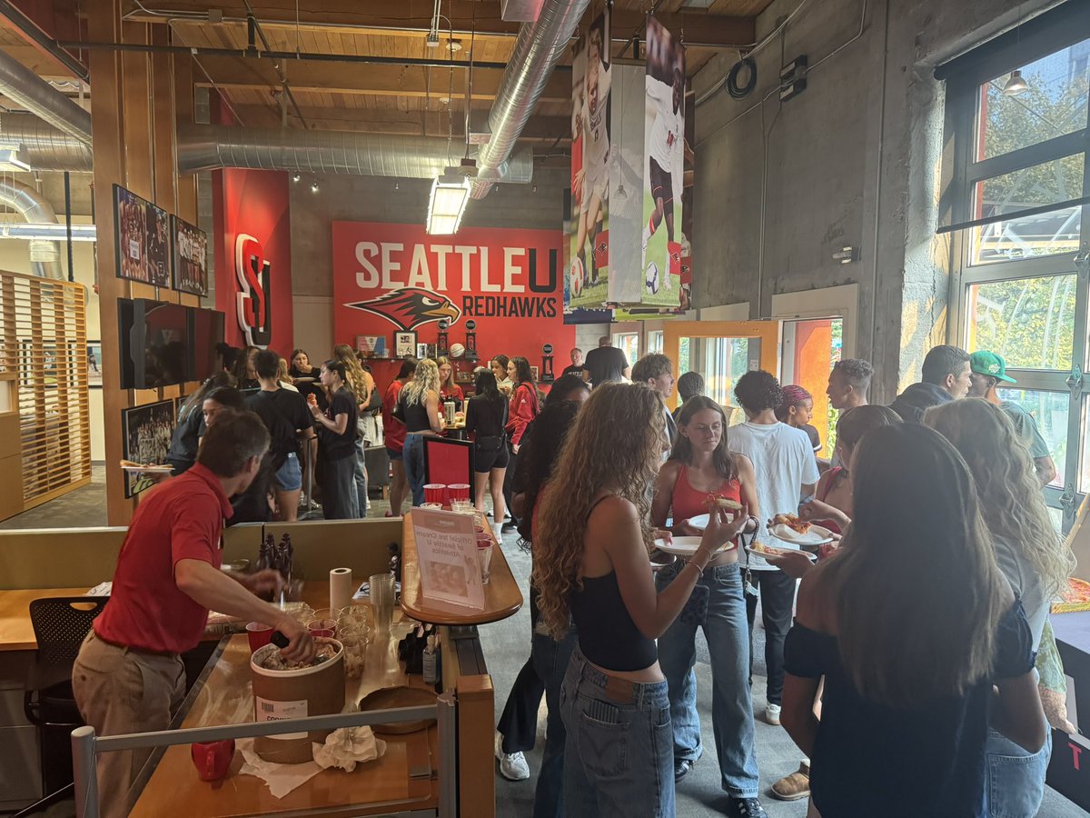ShaneyFink's tweet photo. Another day another @GoSeattleU pregame ice cream social. Thank you @saltandstraw and @pagliaccipizza - let’s go get the W! https://t.co/mc3qMCH4h2