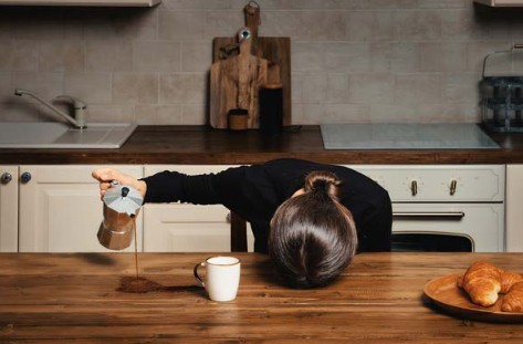 “이맘때면 탄수화물 당기고 계속 졸려”… 치료 필요한 ‘이 병’일 수도 출처 : health.chosun.com/site/data/html…