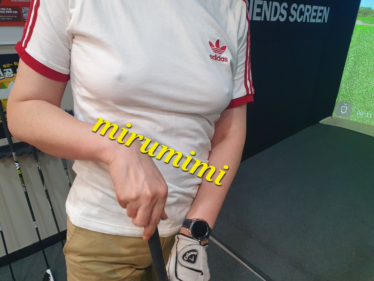 #스크린골프 #부커만남

9월6일 토요일 스크린한게임 하려합니다

부커 개인전/포썸게임도 좋구요.

매너좋으신부커님들 연락주세요~~^^