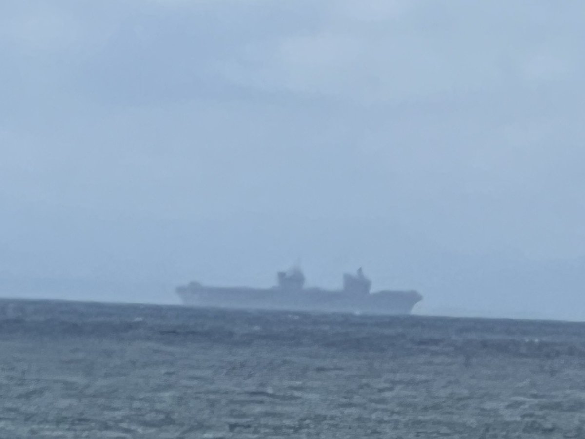 DAX_R1000's tweet photo. #津軽海峡 #護衛艦群? 日本のじゃないよね??��� #教えて軍事マニア https://t.co/jifIcYnkxH