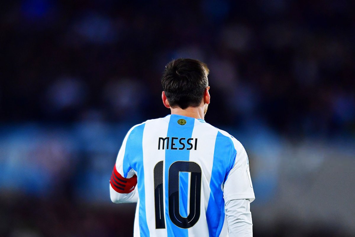 M10GOAT's tweet photo. كُرة القدم في صورة 🩵 https://t.co/nEBPxBMbn1