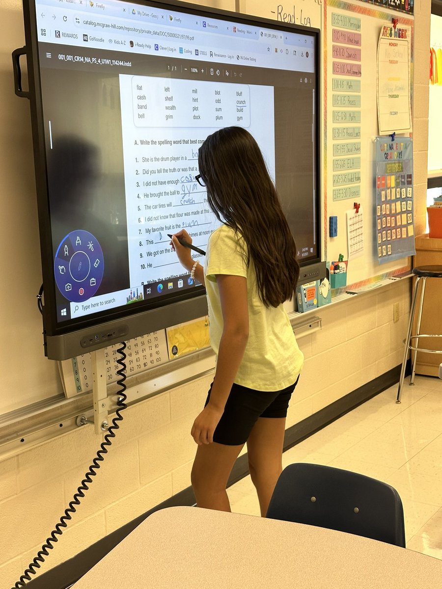 MrsMooreInThird's tweet photo. We have been practicing our spelling words this week before our first spelling test tomorrow! https://t.co/EmonbnMU8v