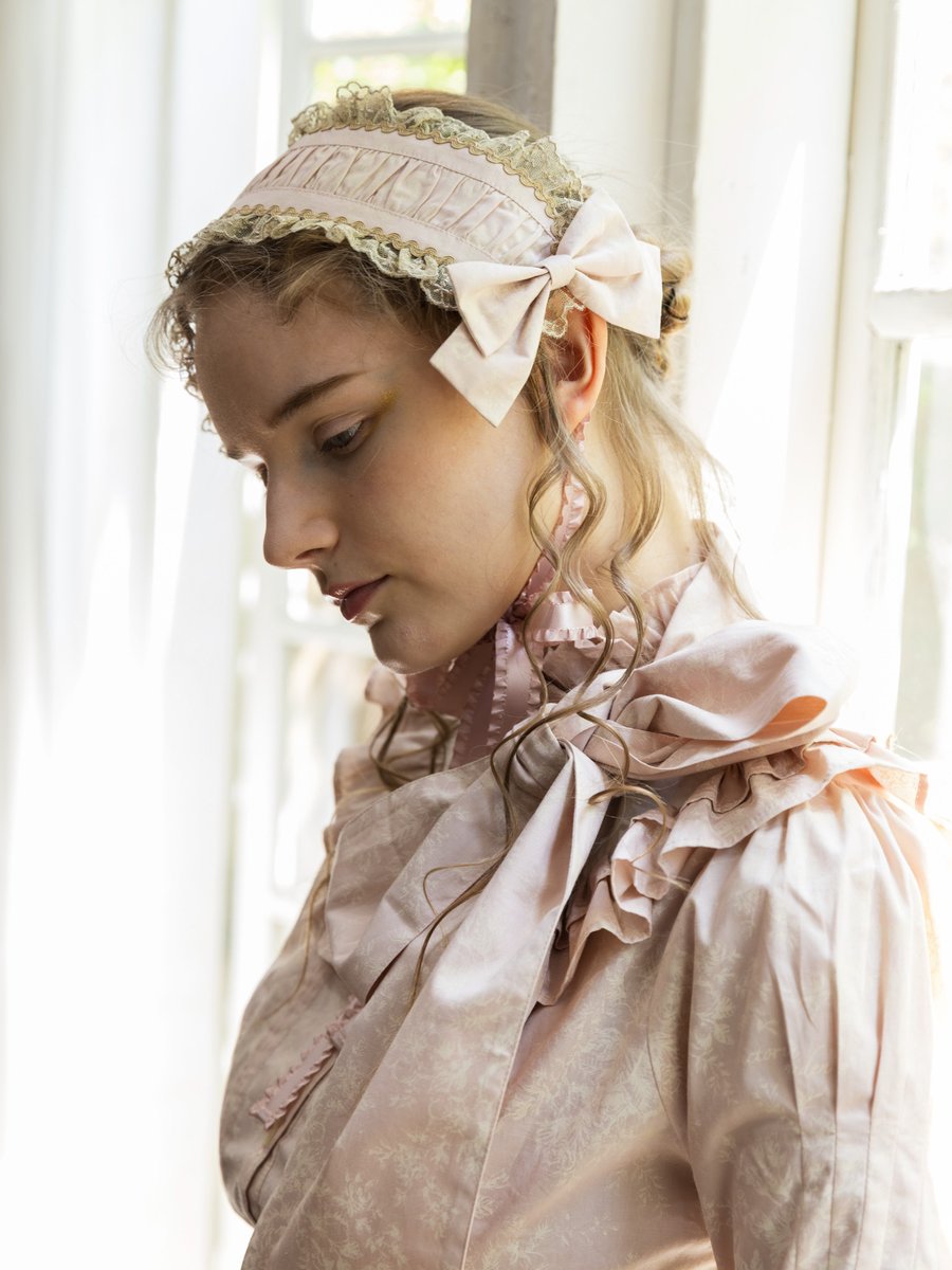 Victorian maiden (@VM_press) / X