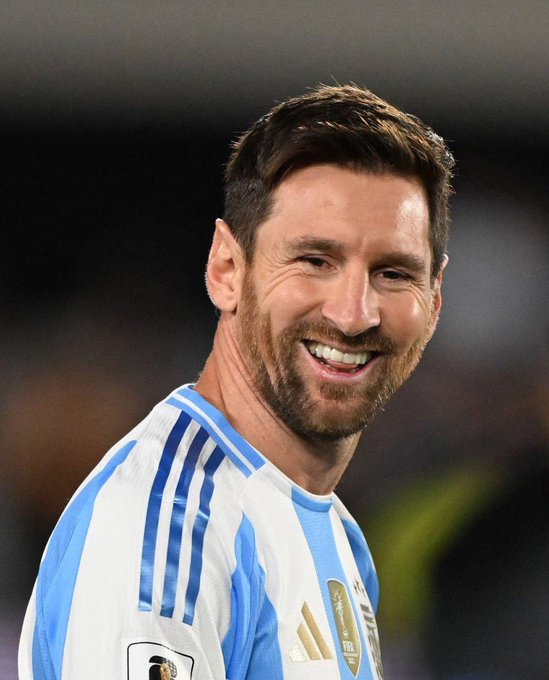 FutboolFichajes's tweet photo. 🇦🇷 Gracias por tanto fútbol, Leo. https://t.co/2EXrUEsdMg