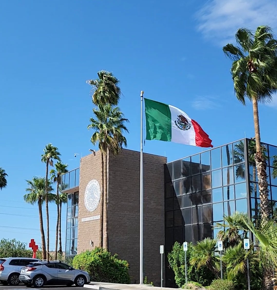 La comunidad mexicana será atendida por tu consulado 🇲🇽 con cercanía y humanismo mexicano. Te brindará diariamente protección consular y bienestar, con el liderazgo del Cónsul Titular, Fernando Sánchez.

¡Tenemos las puertas abiertas para ti!

#DiplomaciaCercana