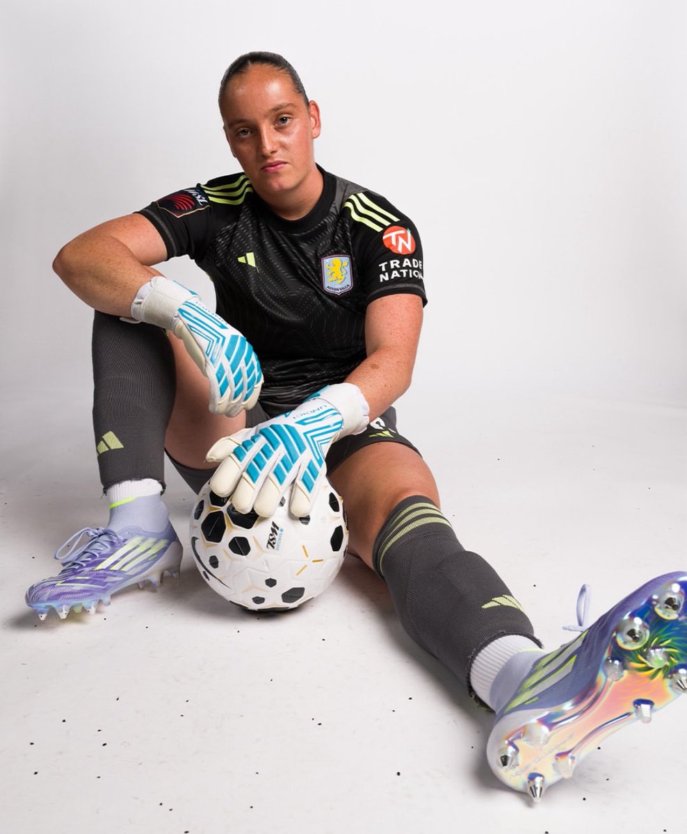 Ab1Gk's tweet image. Wishing our woman’s goalkeepers all the very best for the season ahead 🆎🧤

#wsl #wsl2 #ab1 #gk