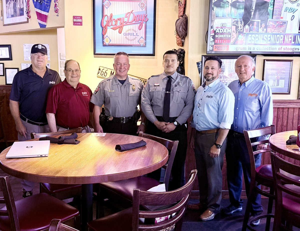 Patrol Officer of the Month Lunch with the Chief <a href="/GloryDaysGrill/">Glory Days Grill</a> and PFC Romero of the Mt Vernon Neighborhood Patrol Unit. He is making a difference <a href="/FairfaxCountyPD/">Fairfax County Police</a>!
