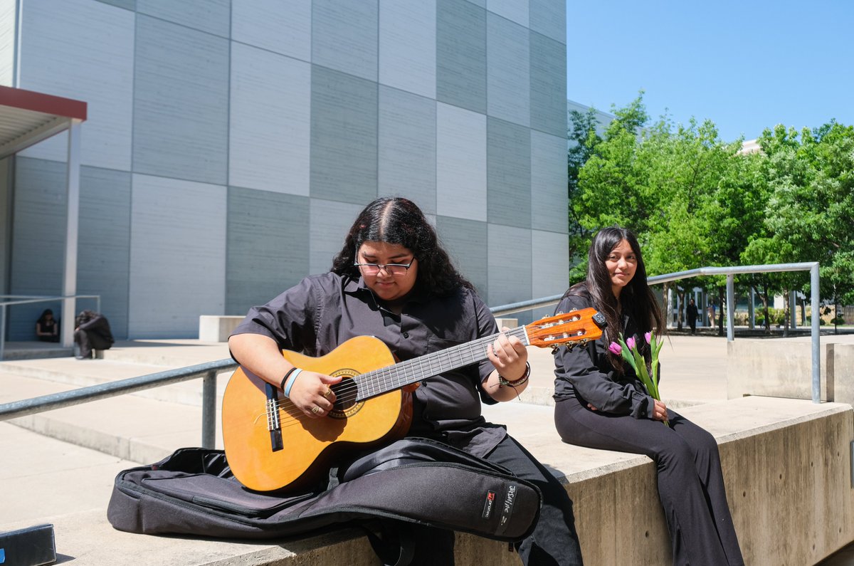 Austin Classical Guitar tweet media