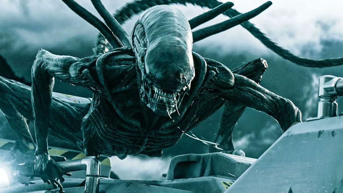 LatchPrime's tweet photo. At last, I know what 11:11 is!  LL IS CC !!
Looks like a xenomorph.
        The Decider!
Cool- I took the pic of
The Decider (Capt. Pike)
at 11:11 am today.
A pike is a line Deciding when it ends.
https://t.co/DdHm2FbNEQ https://t.co/OWjCqk5W3W