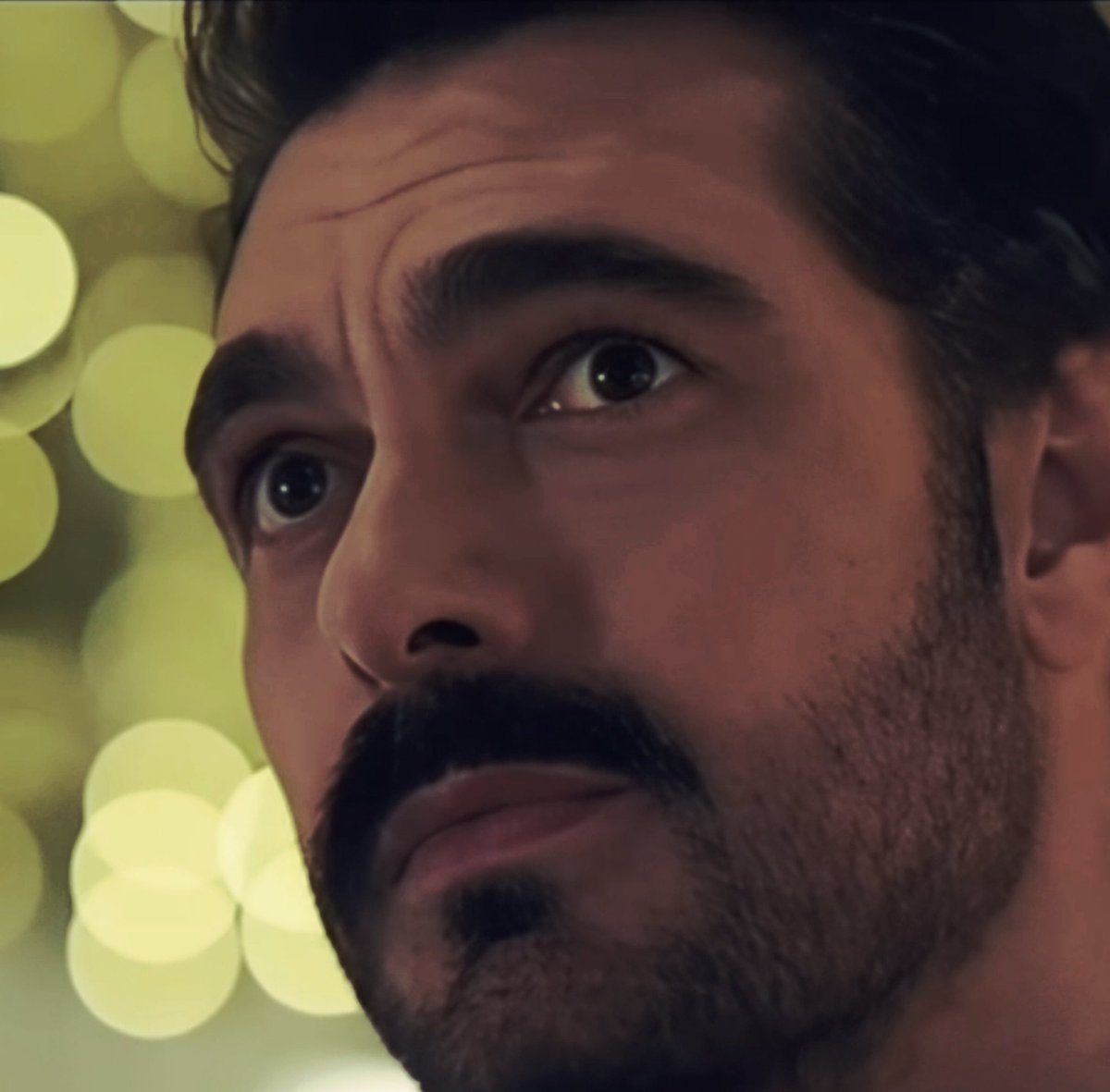 You’re as beautiful as sunset, warm, breathtaking and unforgettable… ❤️❤️

Good night my cupcake ❤️

#HalilİbrahimCeyhan