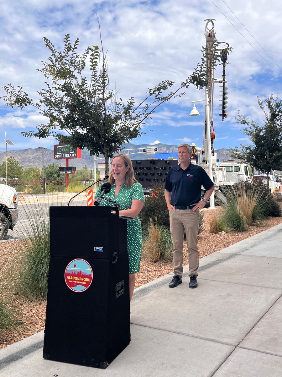 abqdmd's tweet photo. Our first solar light on East Central was announced as part of a major re-think of the road. Look for new safety measures on East Central #DMDbuilds https://t.co/udf5KCcEeH