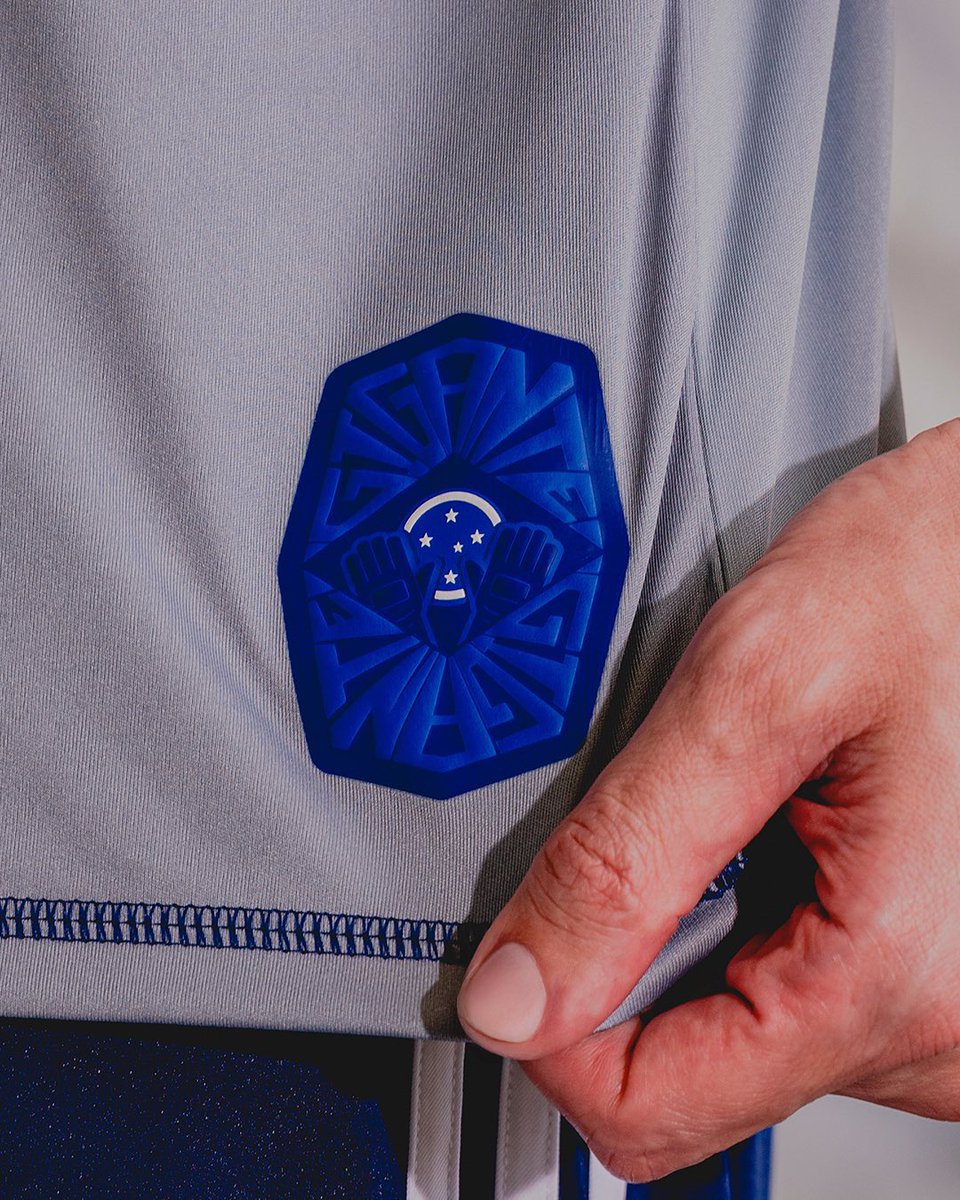 Cruzeiro posta “suspense” sobre a camisa de goleiros que será lançada amanhã 🤔