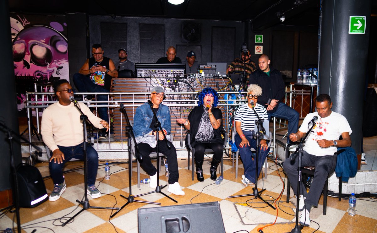 Aries Comunicaciones tweet media