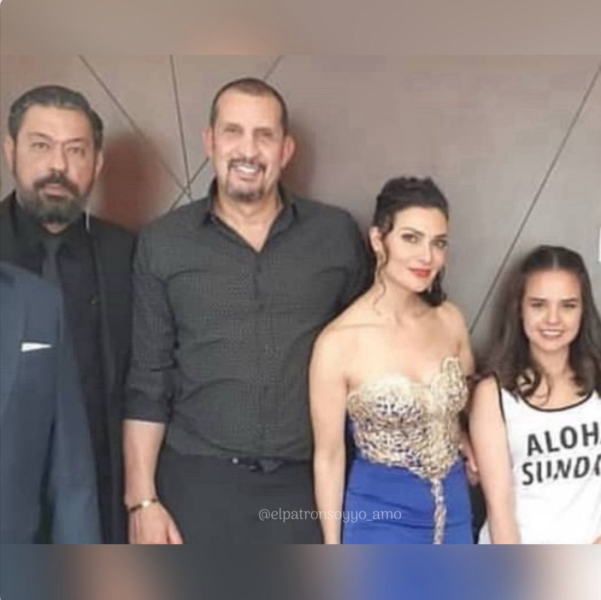 patron_amo's tweet photo. #tbt “Perdida” una súper serie, con un elenco y producción de lujo 🙌🏼🎬✨👸🏻💄
#AnaMariaOrozco #Perdida #PerdidaLaSerie #Netflix https://t.co/k4KcPPhy6k